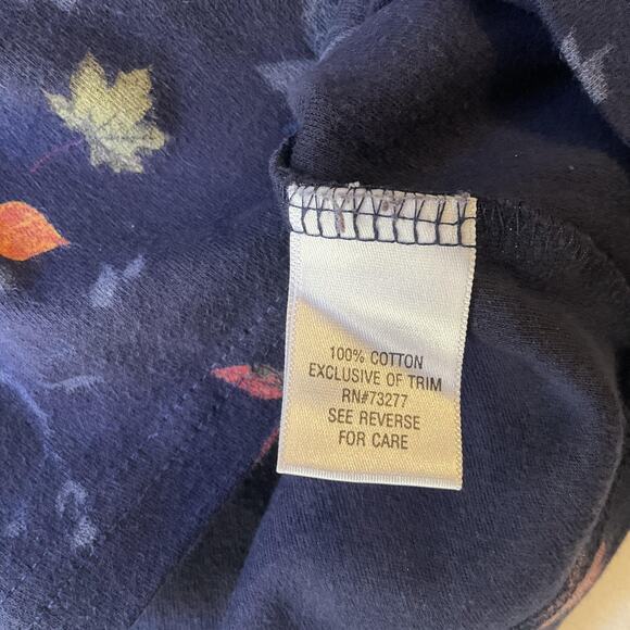 Croft & Barrow Women Shirt size M Navy Floral Crew Neck Pullover Long Sleeve - Picture 3 of 7